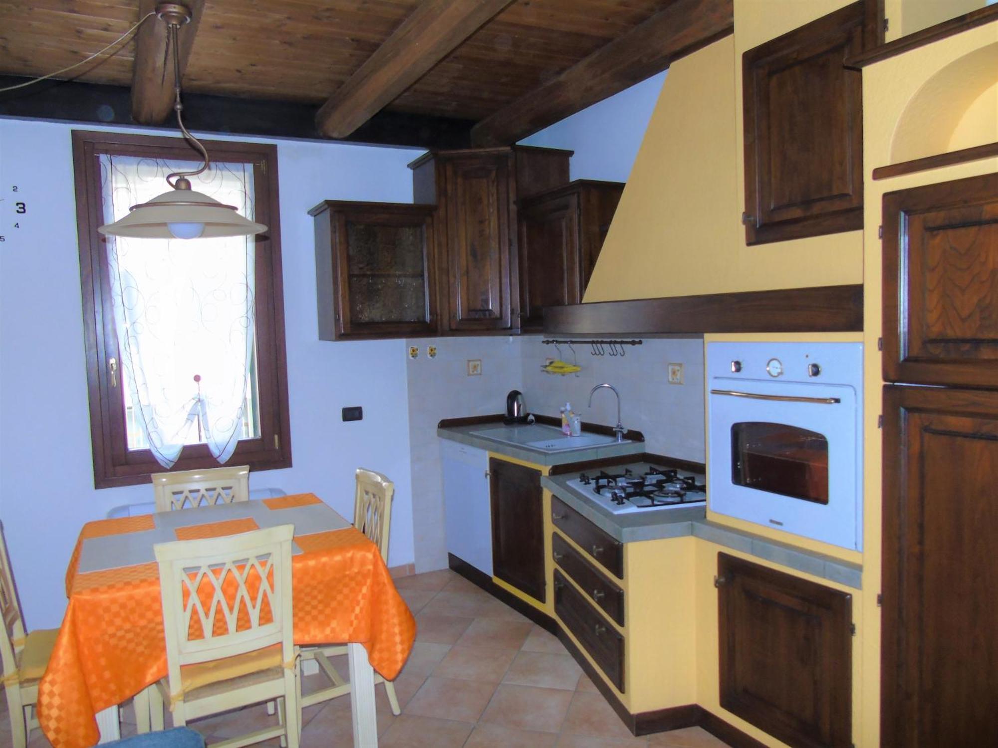 Tasi Apartaments Cento  Bagian luar foto
